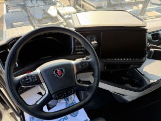 Scania S560 A4X2EB 13.0 412kW