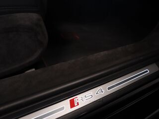 Audi RS 4 TFSI quattro 2.9 331kW