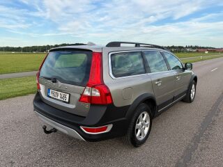 Volvo XC70 Summum 2.0 R5 D3 120кВ