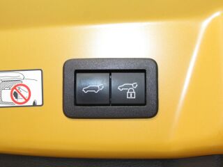 Toyota Prius Plug-in Hybrid Premium Solar 2.0 111kW