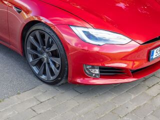 Tesla Model S Dual Motor 386kW 158кВ