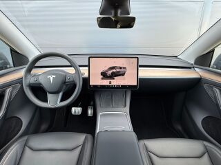 Tesla Model Y Dual Motor Performance AWD 393kW