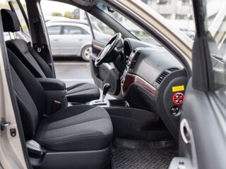 Hyundai Santa Fe 2.7 139кВ