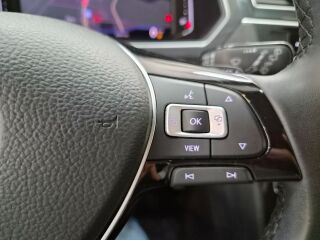 Volkswagen Tiguan R-Line AWD Led+Nav+Cam 2.0 110кВ