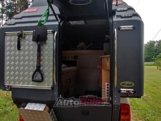 Azar4 Offroad autoelamu kastikale