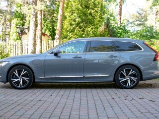 Volvo V90 MY23 Ultimate Bright Long Range Xenium Wntr 2.0 T8 AWD Recharge Plug-In Pistikhübriid Long Range 335кВ
