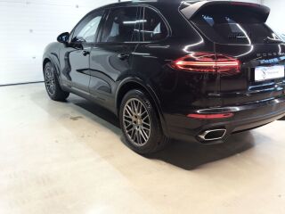 Porsche Cayenne Platinum Edition N1 3.0 193kW