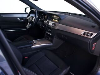 Mercedes-Benz E 300 AMG 2.1 150kW