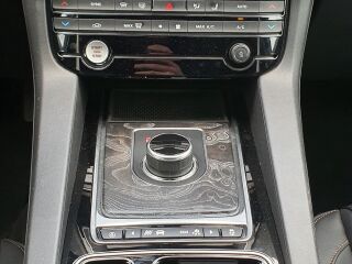 Jaguar F-Pace Prestige 3.0 221кВ