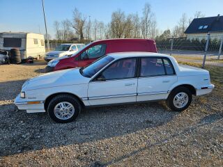 Buick Skylark Lux 3.3 119kW