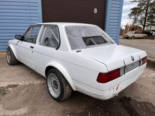 BMW 320 M60B40 4.0 V8 210kW