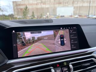 BMW X7 M-Sportpakett Individual 3.0 195kW
