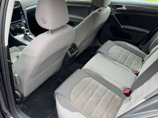 Volkswagen Golf 1.6 85kW