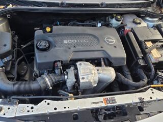 Opel Astra 1.2 70kW
