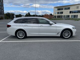 BMW 530 d xDrive Touring Luxury Line MHEV LCI 3.0 R6 210kW