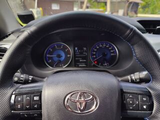 Toyota Hilux Legend 2.4 110kW
