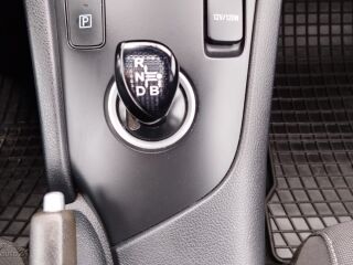 Toyota Auris 1.8 73kW