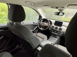 Mercedes-Benz B 180 1.5 80kW