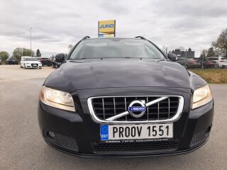 Volvo V70 D5 AWD 2.4 151кВ