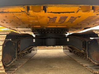 JCB JS141LC