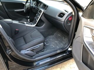 Volvo V60 D3 2.0 120kW