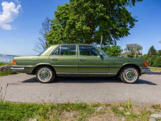 Mercedes-Benz 450 4.5 V8 185кВ