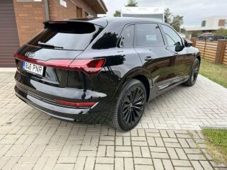 Audi e-tron 55 300кВ