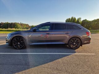 Skoda Superb Laurin& Klement 2.0 140kW