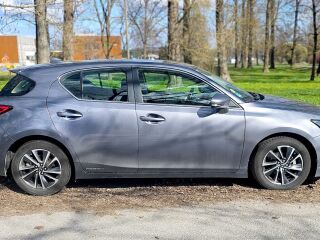 Lexus CT 200h 1.8 73kW