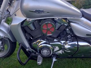 Suzuki VZR 1800 V2 92kW