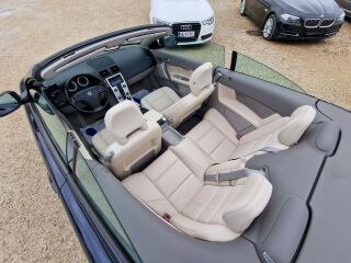 Volvo C70 FACELIFT MOMENTUM CABRIO 2.0 110кВ