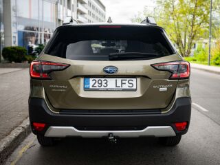 Subaru Outback Touring 2.5 124kW