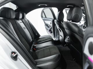 Mercedes-Benz E 220 Facelift AMG Package 4-Matic 2.0 143kW