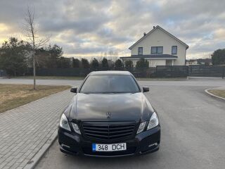 Mercedes-Benz E 220 2.1 125kW