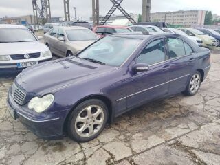 Mercedes-Benz C 200 Avantgarde ATM 1.8 Kompressor 120kW