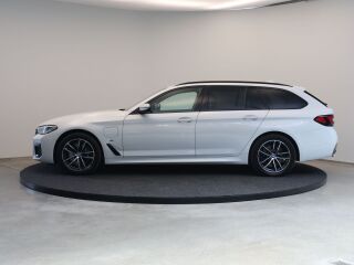 BMW 530 E X-Drive M-Sportpakett 2.0 215кВ