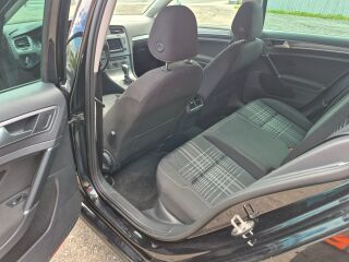 Volkswagen Golf Lounge 1.6 81kW
