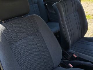 Volkswagen Golf CL 1.3 40kW 1.3 40кВ