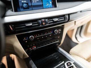 BMW X5 xDrive 30d M-Sport 3.0 R6 N57 190кВ