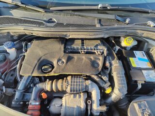 Peugeot 208 1.6 55kW