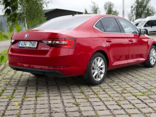 Skoda Superb 1.4 110kW
