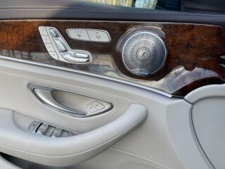 Mercedes-Benz E 400 4matic 3.5 V6T 245kW