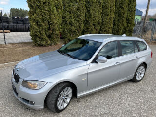 BMW 325 Xi 3.0 160kW