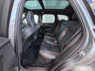 Volvo XC60 AWD R-Design FuIl Options Osmium Grey 2.0 140kW