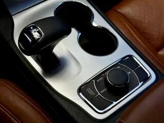 Jeep Grand Cherokee SRT 6.4 344kW