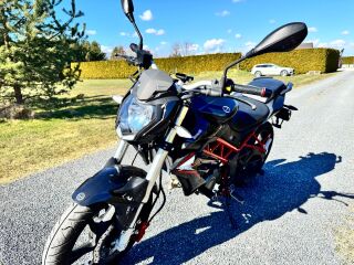Benelli BN125