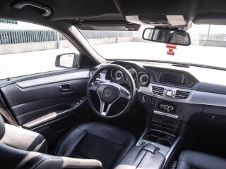 Mercedes-Benz E 300 2.1 150кВ