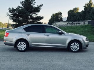 Skoda Octavia Comfortline HB Ambition MY 2014 2.0 R4 TDI 110кВ