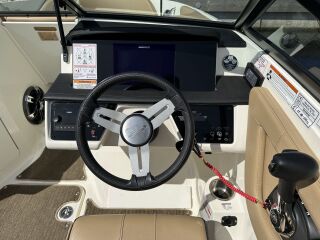 Sea Ray 190 SPX 4.5 Mercury 4,5MPI 250hj 186kW