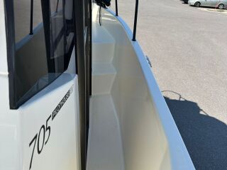 Quicksilver Captur 705 Pilothouse 3.4 V6